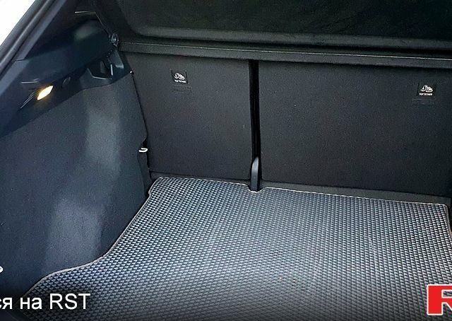 Белый Фольксваген ID.4, объемом двигателя 0 л и пробегом 15 тыс. км за 24500 $, фото 9 на Automoto.ua