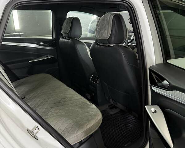 Білий Фольксваген ID.4, об'ємом двигуна 0 л та пробігом 52 тис. км за 22500 $, фото 13 на Automoto.ua