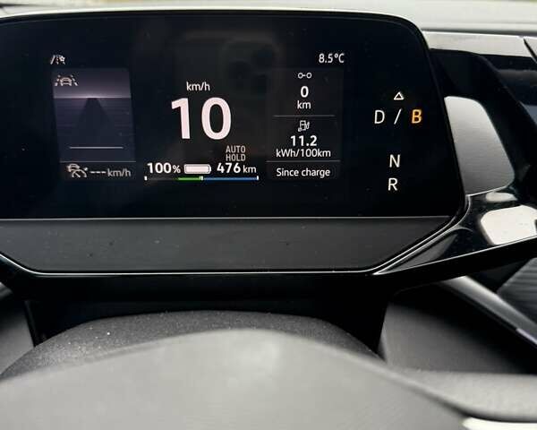 Белый Фольксваген ID.4, объемом двигателя 0 л и пробегом 95 тыс. км за 22999 $, фото 5 на Automoto.ua