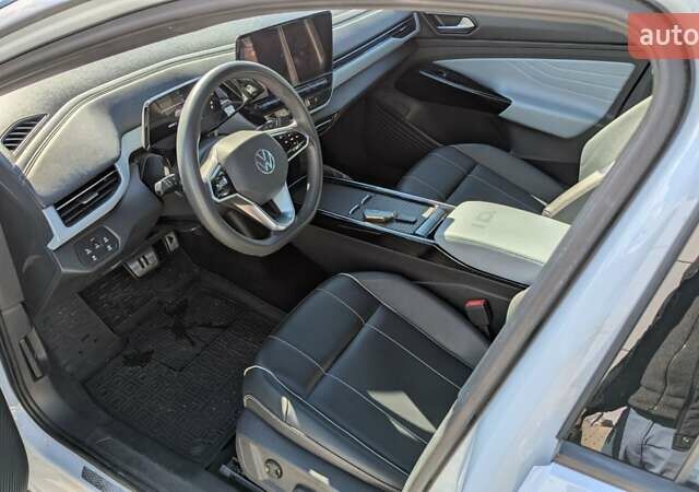 Белый Фольксваген ID.4, объемом двигателя 0 л и пробегом 46 тыс. км за 24500 $, фото 12 на Automoto.ua