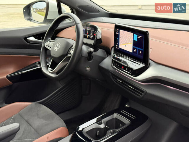 Белый Фольксваген ID.4, объемом двигателя 0 л и пробегом 61 тыс. км за 20900 $, фото 54 на Automoto.ua