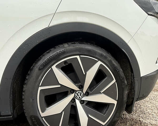 Белый Фольксваген ID.4, объемом двигателя 0 л и пробегом 40 тыс. км за 24800 $, фото 14 на Automoto.ua