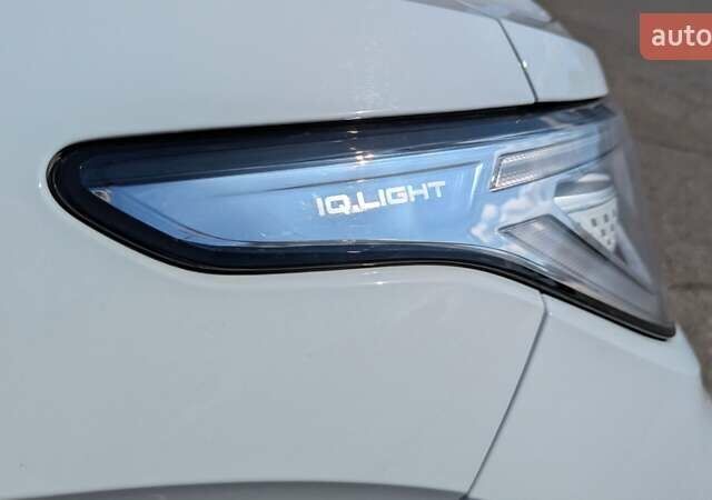 Белый Фольксваген ID.4, объемом двигателя 0 л и пробегом 46 тыс. км за 24500 $, фото 13 на Automoto.ua