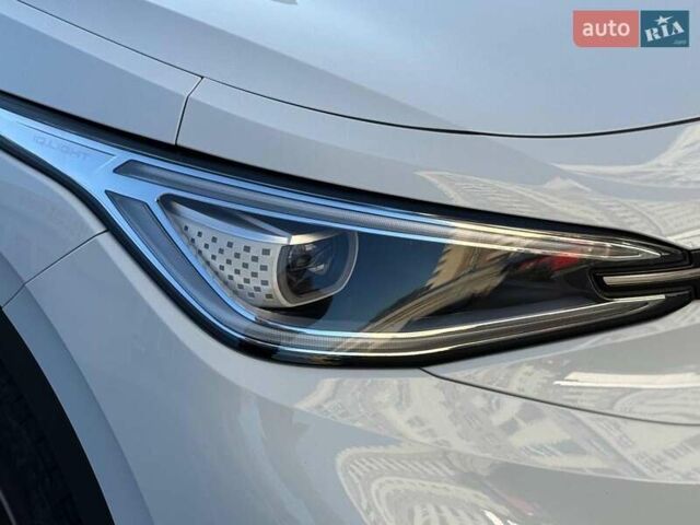 Белый Фольксваген ID.4, объемом двигателя 0 л и пробегом 47 тыс. км за 22940 $, фото 9 на Automoto.ua