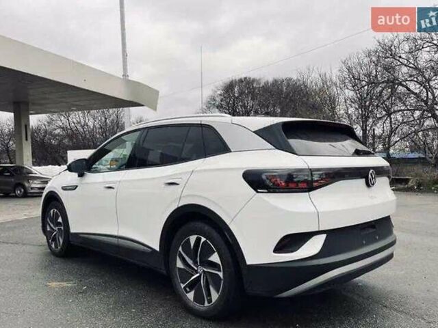 Белый Фольксваген ID.4, объемом двигателя 0 л и пробегом 19 тыс. км за 23500 $, фото 2 на Automoto.ua