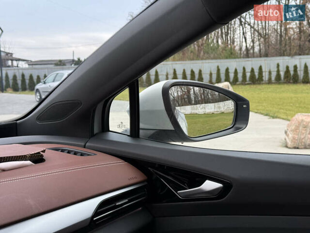 Белый Фольксваген ID.4, объемом двигателя 0 л и пробегом 61 тыс. км за 20900 $, фото 40 на Automoto.ua