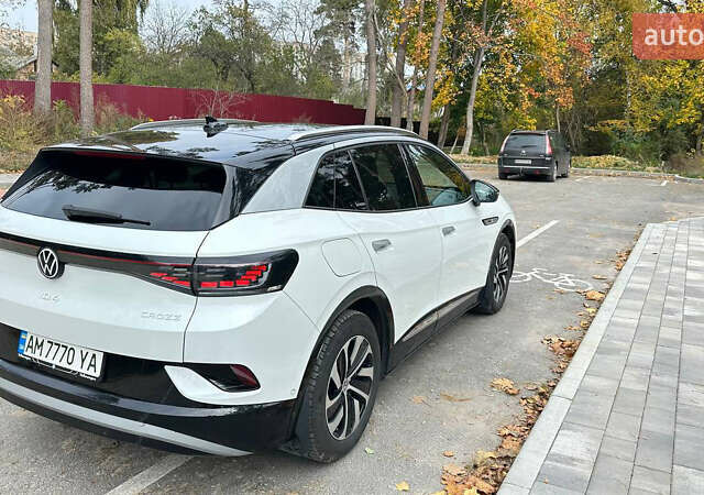 Белый Фольксваген ID.4, объемом двигателя 0 л и пробегом 72 тыс. км за 25500 $, фото 6 на Automoto.ua