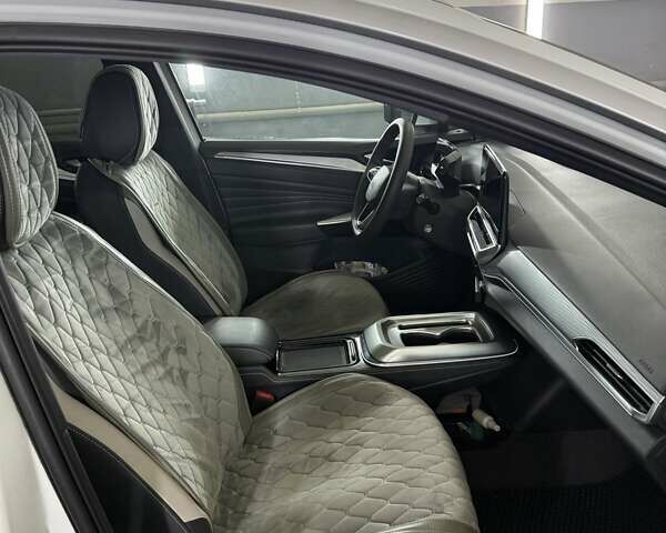 Білий Фольксваген ID.4, об'ємом двигуна 0 л та пробігом 52 тис. км за 22500 $, фото 9 на Automoto.ua