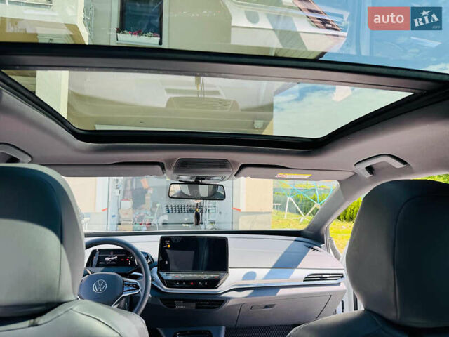 Белый Фольксваген ID.4, объемом двигателя 0 л и пробегом 55 тыс. км за 25000 $, фото 13 на Automoto.ua