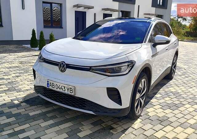 Белый Фольксваген ID.4, объемом двигателя 0 л и пробегом 34 тыс. км за 26600 $, фото 2 на Automoto.ua