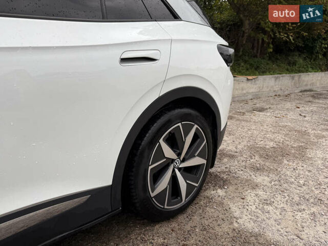 Белый Фольксваген ID.4, объемом двигателя 0 л и пробегом 40 тыс. км за 24800 $, фото 7 на Automoto.ua