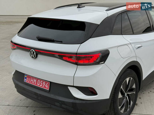Белый Фольксваген ID.4, объемом двигателя 0 л и пробегом 61 тыс. км за 20900 $, фото 18 на Automoto.ua