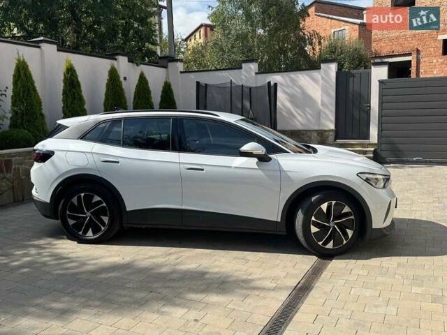 Белый Фольксваген ID.4, объемом двигателя 0 л и пробегом 60 тыс. км за 23900 $, фото 5 на Automoto.ua