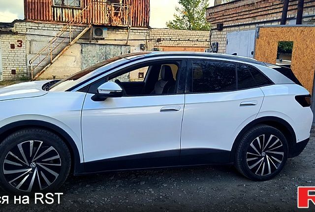 Белый Фольксваген ID.4, объемом двигателя 0 л и пробегом 32 тыс. км за 22000 $, фото 2 на Automoto.ua