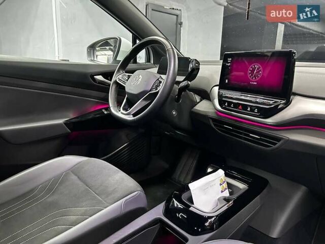 Білий Фольксваген ID.4, об'ємом двигуна 0 л та пробігом 13 тис. км за 28000 $, фото 7 на Automoto.ua