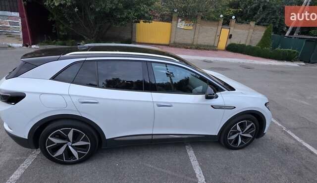 Белый Фольксваген ID.4, объемом двигателя 0 л и пробегом 16 тыс. км за 26500 $, фото 7 на Automoto.ua