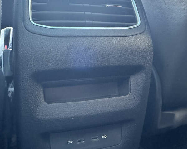 Белый Фольксваген ID.4, объемом двигателя 0 л и пробегом 44 тыс. км за 25000 $, фото 25 на Automoto.ua