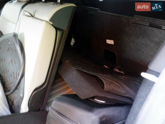 Білий Фольксваген ID.4, об'ємом двигуна 0 л та пробігом 63 тис. км за 17000 $, фото 27 на Automoto.ua