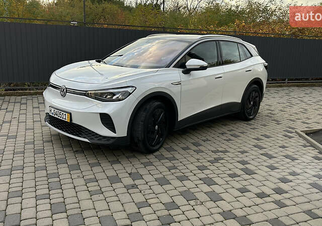 Белый Фольксваген ID.4, объемом двигателя 0 л и пробегом 47 тыс. км за 25500 $, фото 1 на Automoto.ua