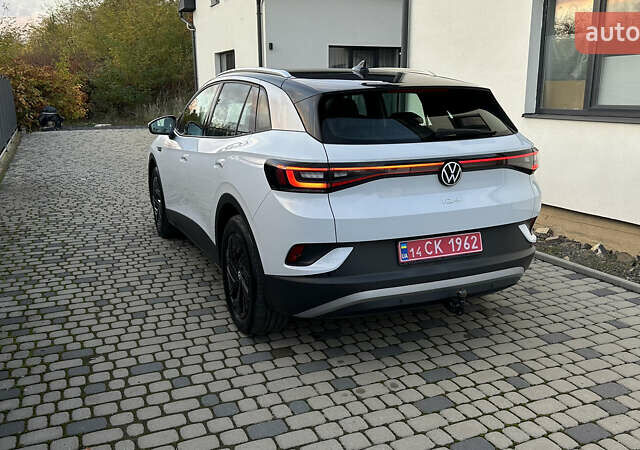 Белый Фольксваген ID.4, объемом двигателя 0 л и пробегом 47 тыс. км за 25500 $, фото 92 на Automoto.ua