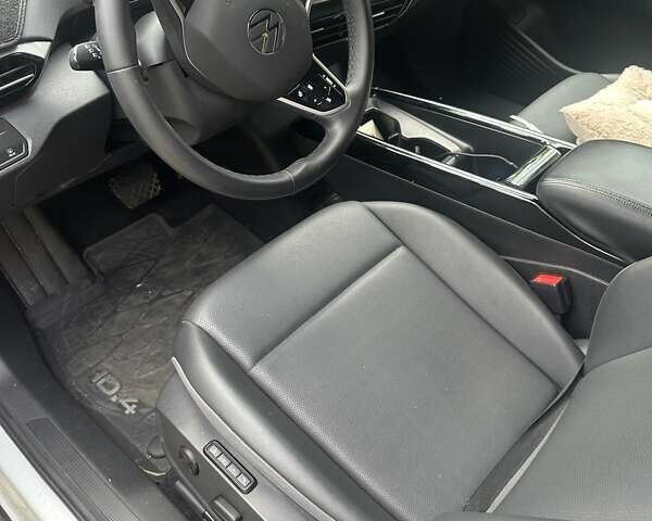 Білий Фольксваген ID.4, об'ємом двигуна 0 л та пробігом 33 тис. км за 28000 $, фото 1 на Automoto.ua