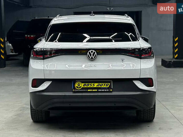 Білий Фольксваген ID.4, об'ємом двигуна 0 л та пробігом 13 тис. км за 28000 $, фото 4 на Automoto.ua