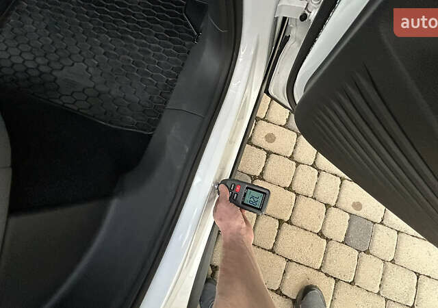 Белый Фольксваген ID.4, объемом двигателя 0 л и пробегом 47 тыс. км за 25500 $, фото 87 на Automoto.ua