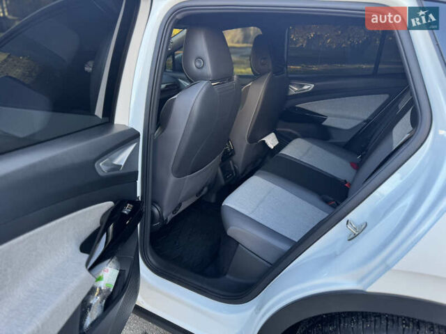 Белый Фольксваген ID.4, объемом двигателя 0 л и пробегом 7 тыс. км за 24000 $, фото 20 на Automoto.ua