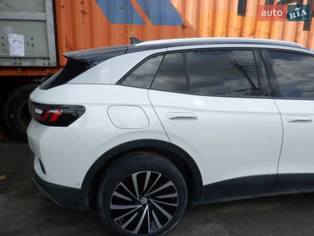 Білий Фольксваген ID.4, об'ємом двигуна 0 л та пробігом 63 тис. км за 17000 $, фото 9 на Automoto.ua
