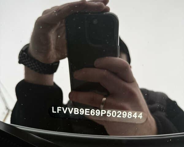 Белый Фольксваген ID.4, объемом двигателя 0 л и пробегом 45 тыс. км за 25900 $, фото 15 на Automoto.ua