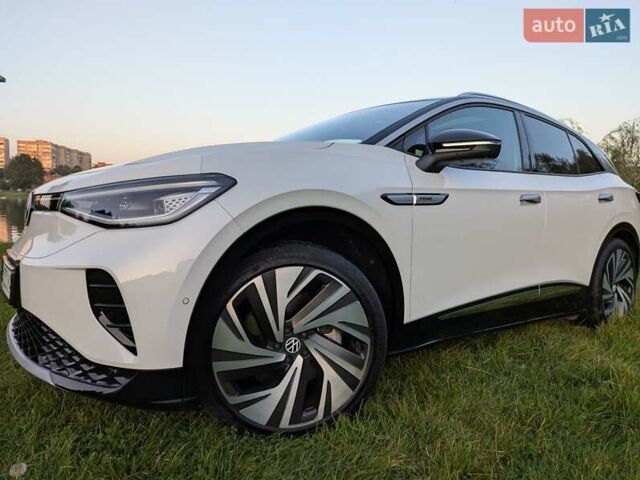 Белый Фольксваген ID.4, объемом двигателя 0 л и пробегом 14 тыс. км за 29500 $, фото 6 на Automoto.ua