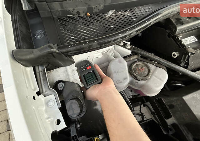 Белый Фольксваген ID.4, объемом двигателя 0 л и пробегом 47 тыс. км за 25500 $, фото 83 на Automoto.ua