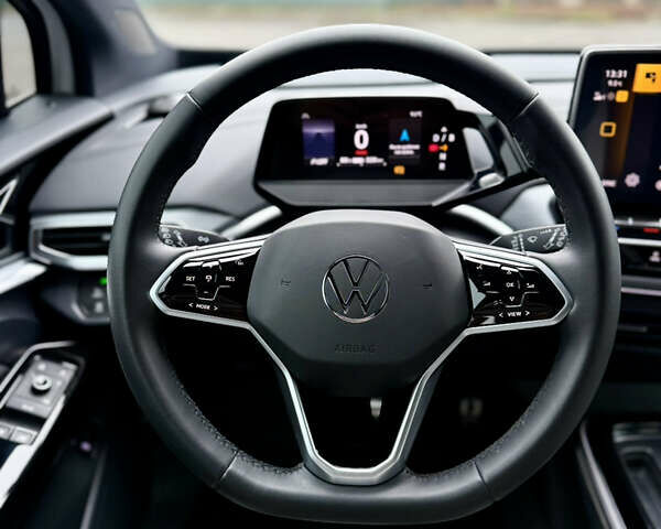 Белый Фольксваген ID.4, объемом двигателя 0 л и пробегом 45 тыс. км за 25900 $, фото 12 на Automoto.ua