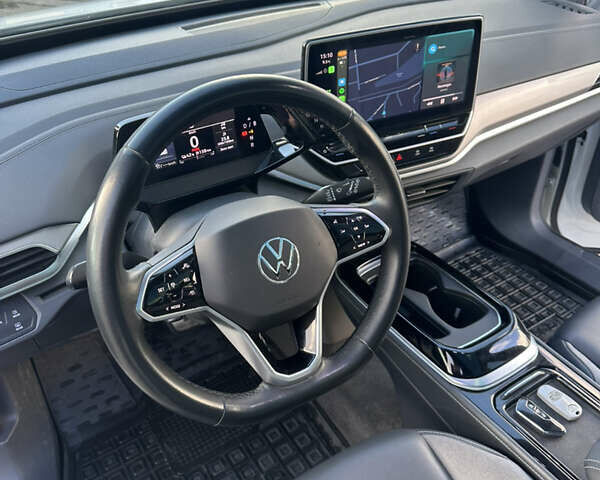 Белый Фольксваген ID.4, объемом двигателя 0 л и пробегом 44 тыс. км за 25000 $, фото 8 на Automoto.ua