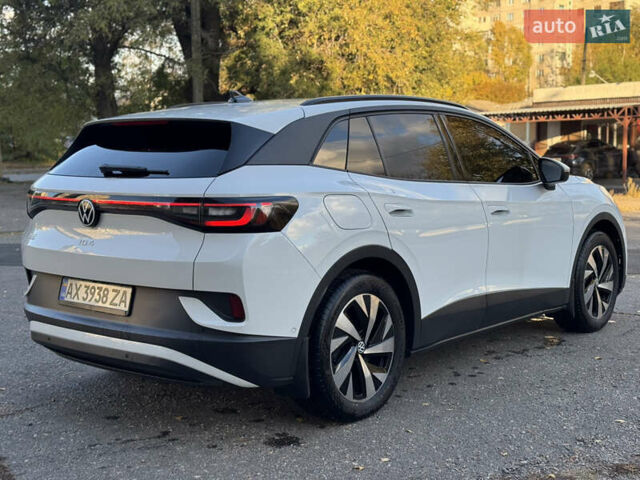 Белый Фольксваген ID.4, объемом двигателя 0 л и пробегом 7 тыс. км за 24000 $, фото 5 на Automoto.ua