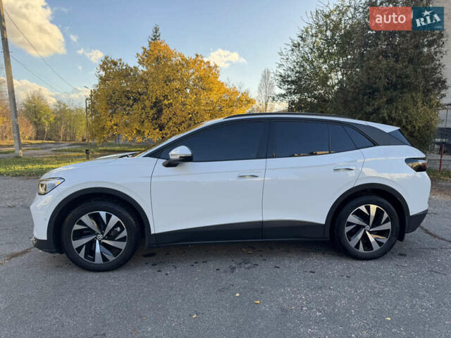 Белый Фольксваген ID.4, объемом двигателя 0 л и пробегом 7 тыс. км за 24000 $, фото 2 на Automoto.ua