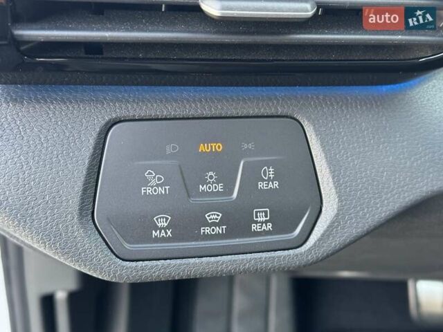 Білий Фольксваген ID.4, об'ємом двигуна 0 л та пробігом 39 тис. км за 27500 $, фото 17 на Automoto.ua