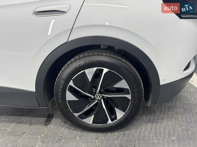 Белый Фольксваген ID.4, объемом двигателя 0 л и пробегом 67 тыс. км за 27499 $, фото 16 на Automoto.ua