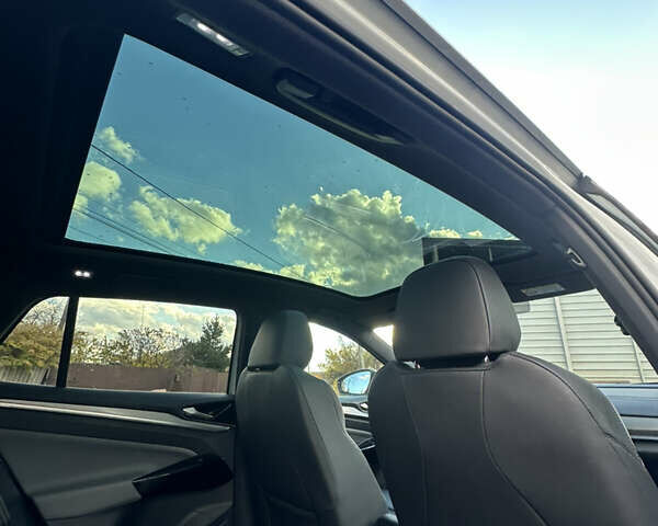 Белый Фольксваген ID.4, объемом двигателя 0 л и пробегом 44 тыс. км за 25000 $, фото 27 на Automoto.ua