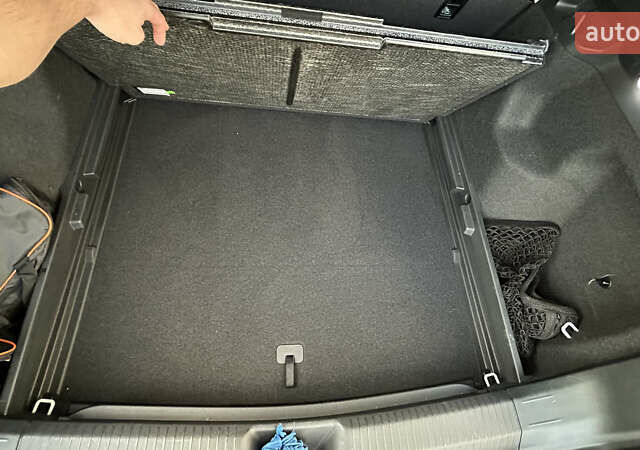 Белый Фольксваген ID.4, объемом двигателя 0 л и пробегом 47 тыс. км за 25500 $, фото 30 на Automoto.ua