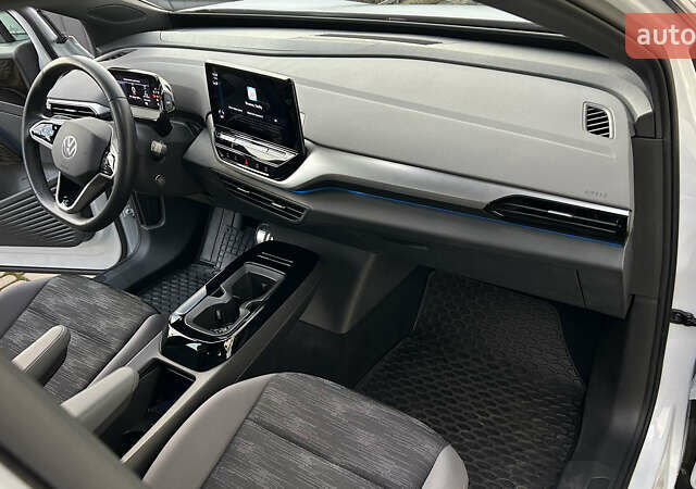 Белый Фольксваген ID.4, объемом двигателя 0 л и пробегом 47 тыс. км за 25500 $, фото 37 на Automoto.ua