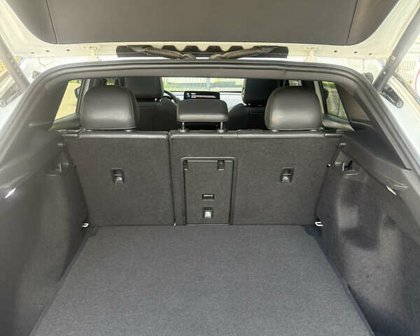 Белый Фольксваген ID.4, объемом двигателя 0 л и пробегом 55 тыс. км за 24300 $, фото 25 на Automoto.ua