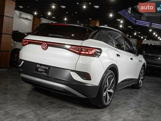 Білий Фольксваген ID.4, об'ємом двигуна 0 л та пробігом 61 тис. км за 27999 $, фото 17 на Automoto.ua