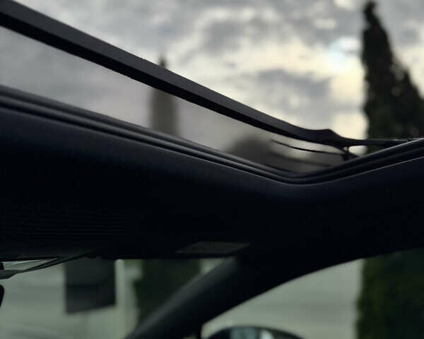 Белый Фольксваген ID.4, объемом двигателя 0 л и пробегом 28 тыс. км за 36249 $, фото 13 на Automoto.ua