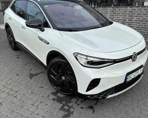 Белый Фольксваген ID.4, объемом двигателя 0 л и пробегом 28 тыс. км за 36249 $, фото 3 на Automoto.ua