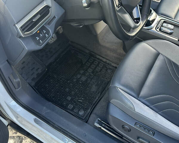 Белый Фольксваген ID.4, объемом двигателя 0 л и пробегом 44 тыс. км за 25000 $, фото 11 на Automoto.ua