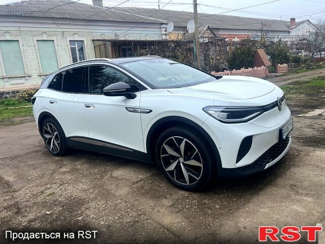 Белый Фольксваген ID.4, объемом двигателя 0 л и пробегом 71 тыс. км за 23800 $, фото 2 на Automoto.ua