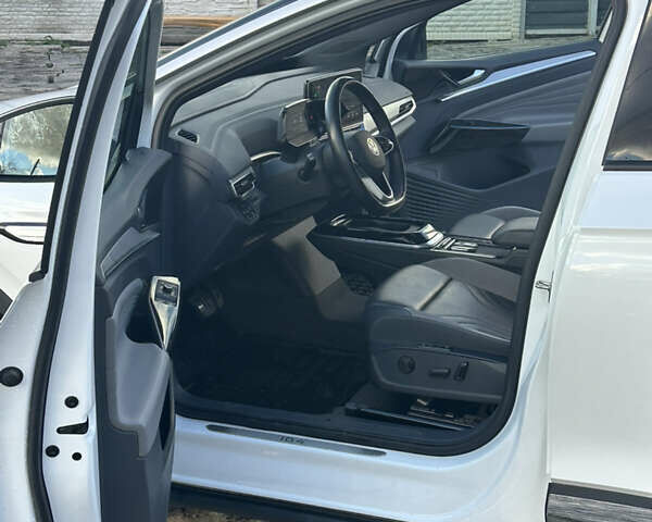 Белый Фольксваген ID.4, объемом двигателя 0 л и пробегом 44 тыс. км за 25000 $, фото 7 на Automoto.ua