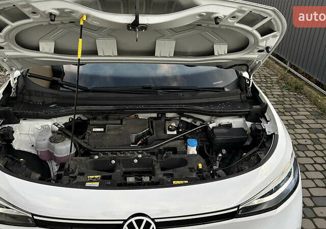 Белый Фольксваген ID.4, объемом двигателя 0 л и пробегом 47 тыс. км за 25500 $, фото 60 на Automoto.ua