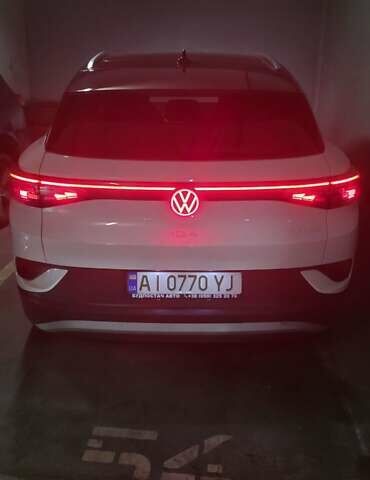 Белый Фольксваген ID.4, объемом двигателя 0 л и пробегом 16 тыс. км за 26500 $, фото 1 на Automoto.ua